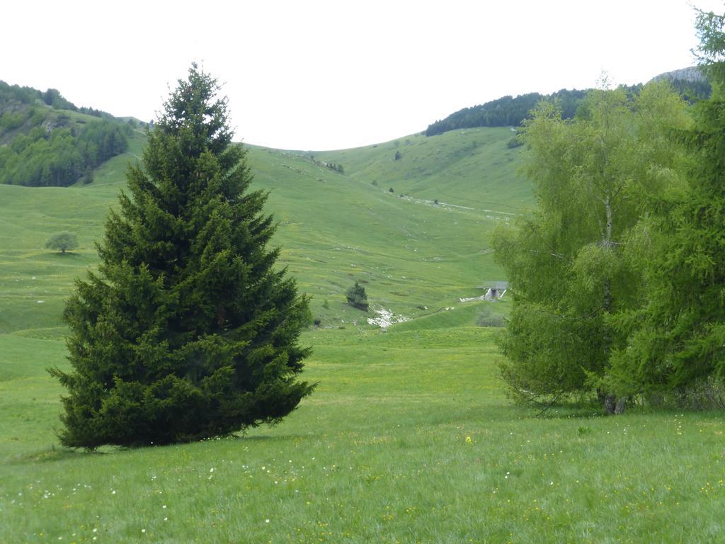 Casa Pederzolli - Villa Lagolo di Calavino Luaran gambar