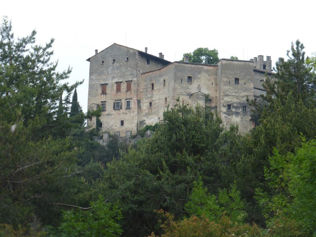 Casa Pederzolli - Villa Lagolo di Calavino Bilik gambar